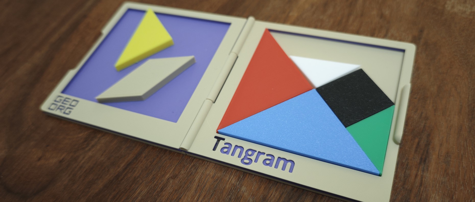 Klassisches Tangram in bunten Farben